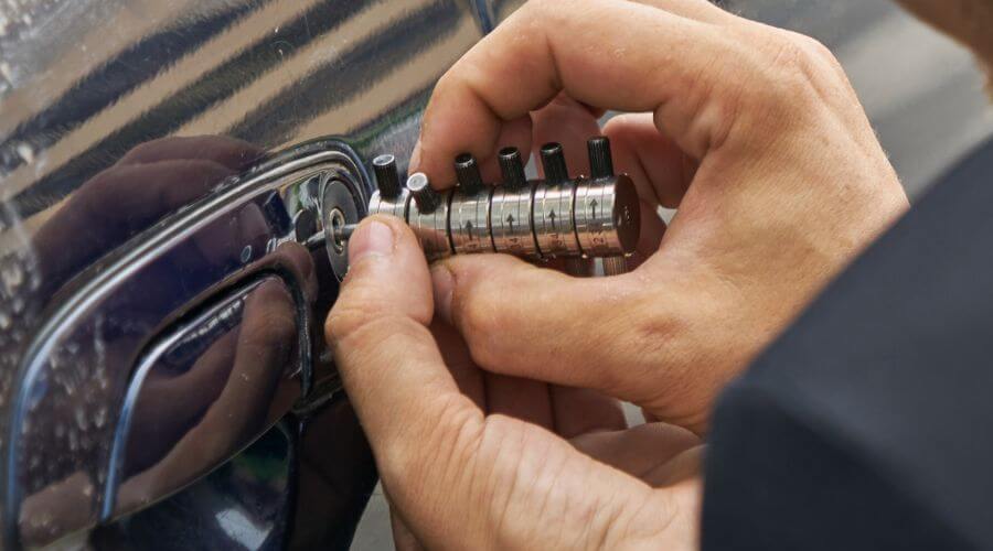 Expert tile roof repair services in Ahwahnee, CA